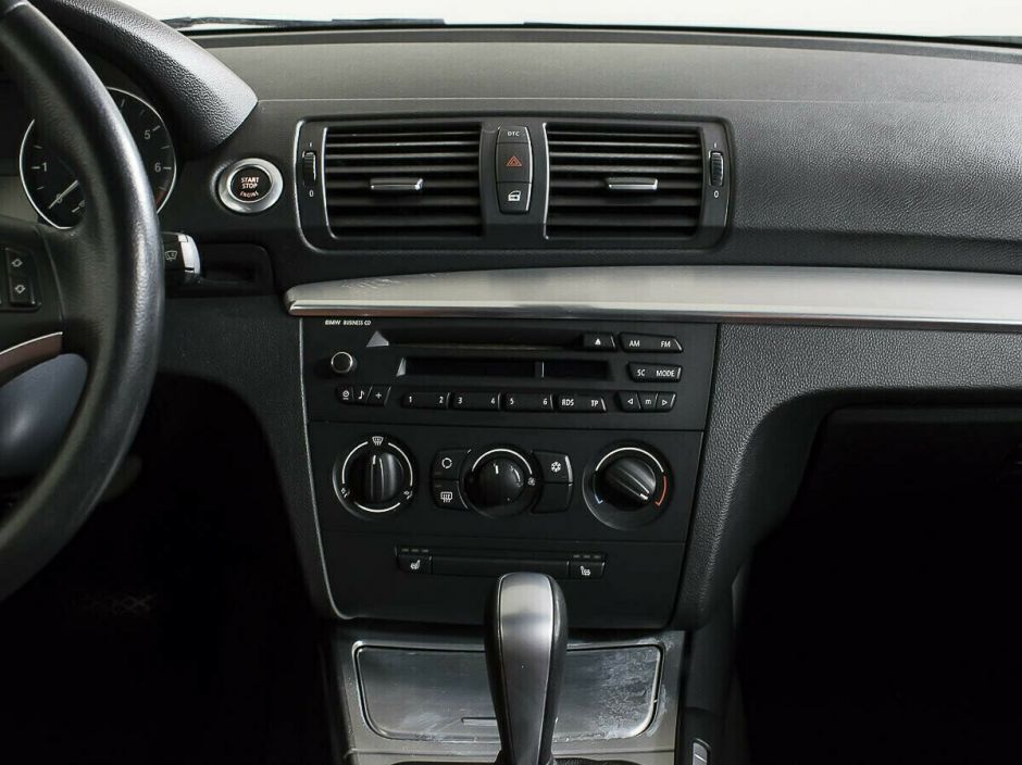 BMW 1 серии 2.0 АКПП, 2009, 179 000 км фото 10