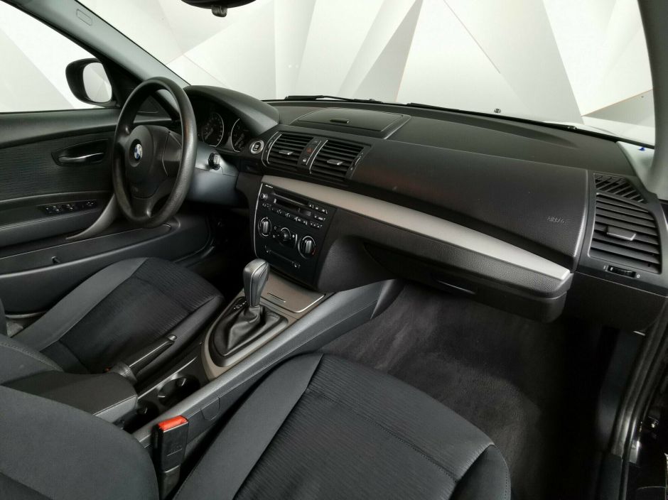 BMW 1 серии 2.0 АКПП, 2011, 150 000 км фото 5