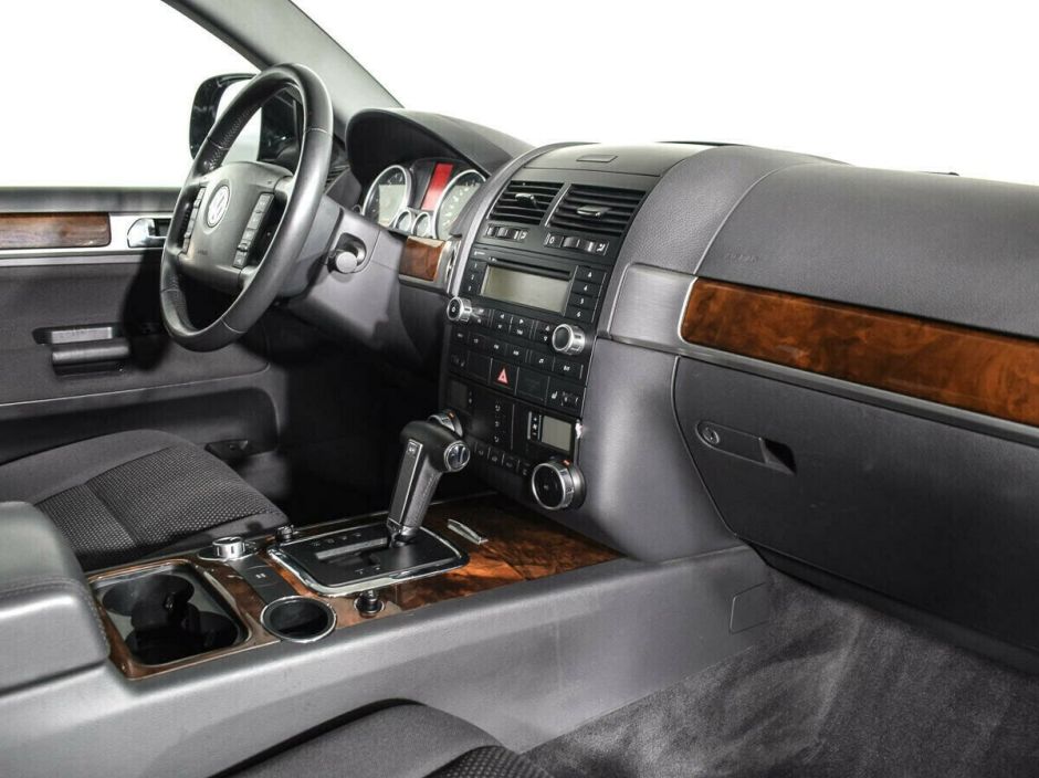 Volkswagen Touareg 2.5 АКПП, 2009, 179 000 км фото 5
