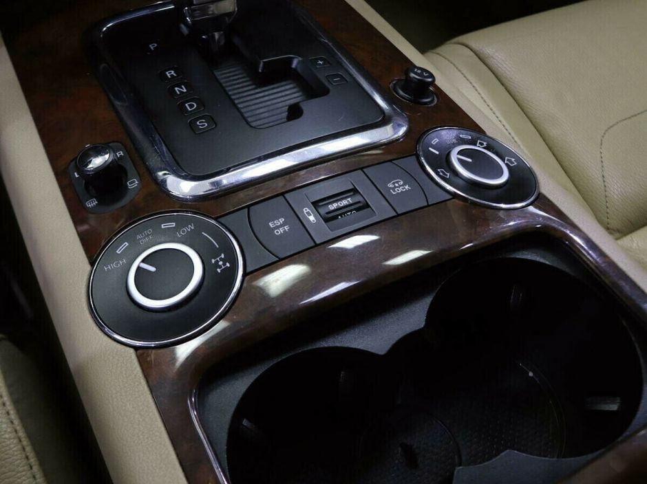 Volkswagen Touareg 3.0 АКПП, 2009, 182 000 км фото 9