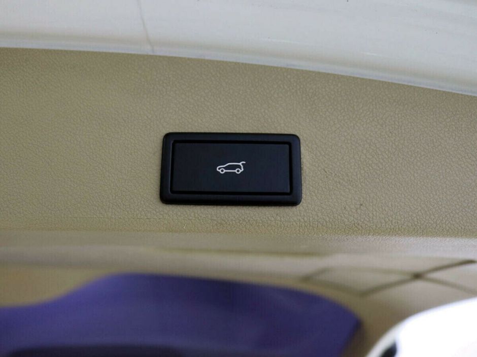 Volkswagen Touareg 3.0 АКПП, 2009, 182 000 км фото 12