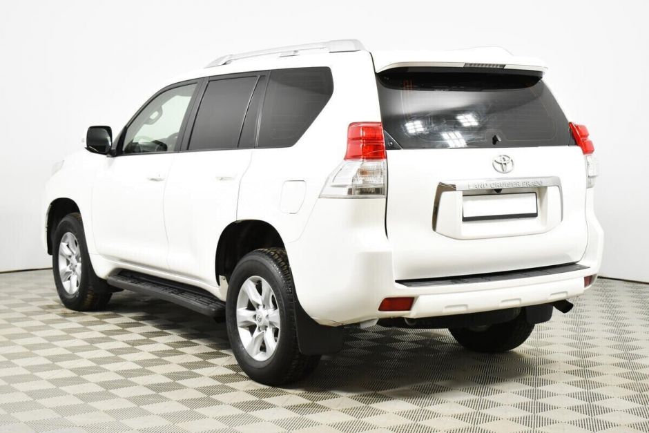Toyota Land Cruiser Prado 3.0 АКПП, 2012, 138 000 км фото 4