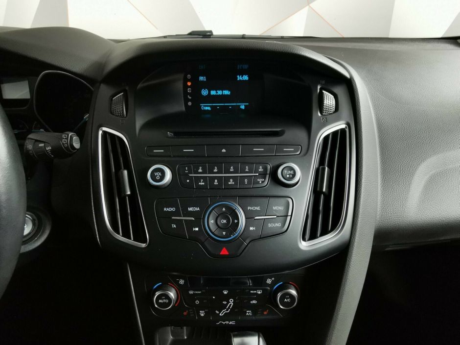 Ford Focus 1.6 РКПП, 2016, 92 000 км фото 11