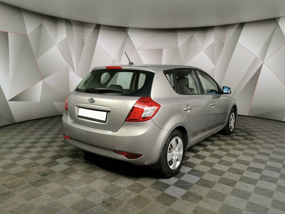 Kia Ceed 1.6 АКПП, 2010, 161 000 км фото 2