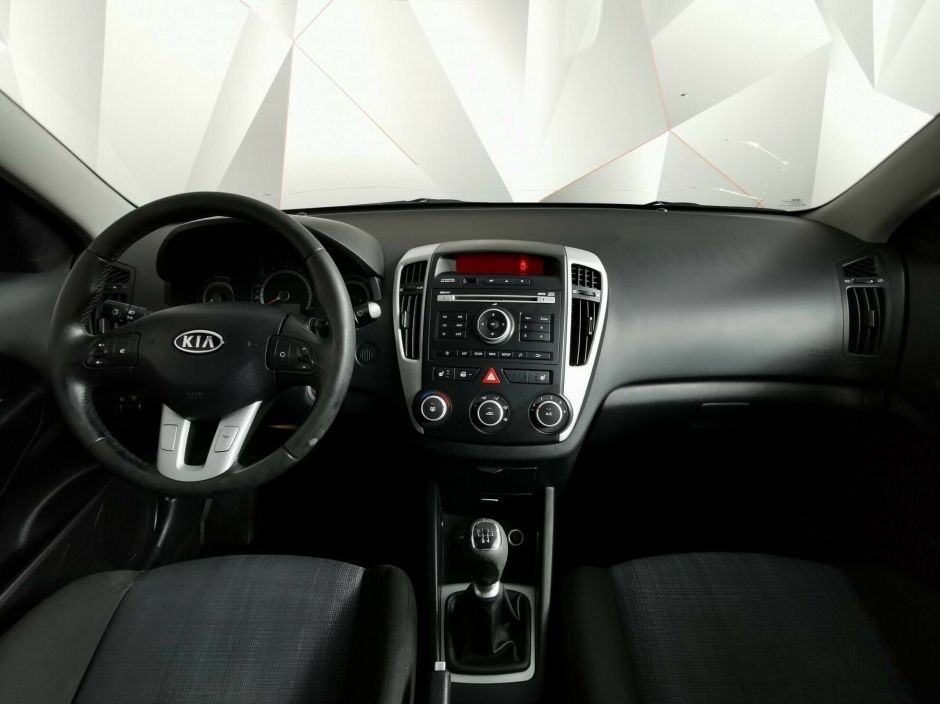 Kia Ceed 1.6 МКПП, 2010, 161 000 км фото 5