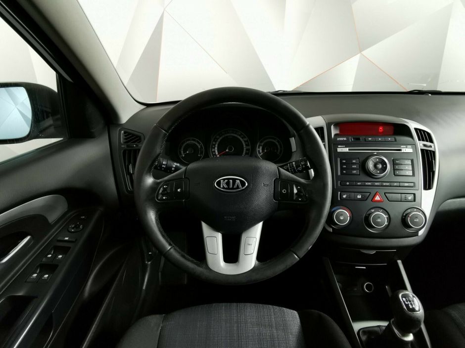 Kia Ceed 1.6 МКПП, 2010, 161 000 км фото 6
