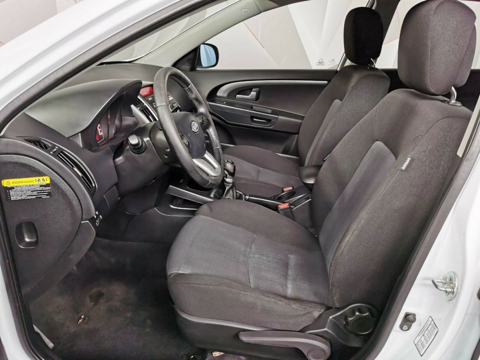 Kia Ceed 1.6 МКПП, 2010, 161 000 км фото 11