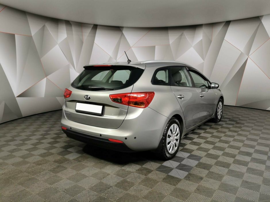 Kia Ceed 1.6 АКПП, 2012, 137 000 км фото 2