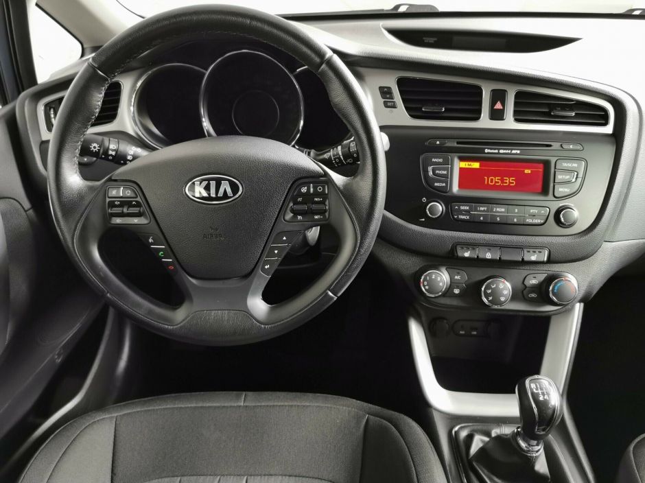 Kia Ceed 1.6 МКПП, 2013, 131 000 км фото 8