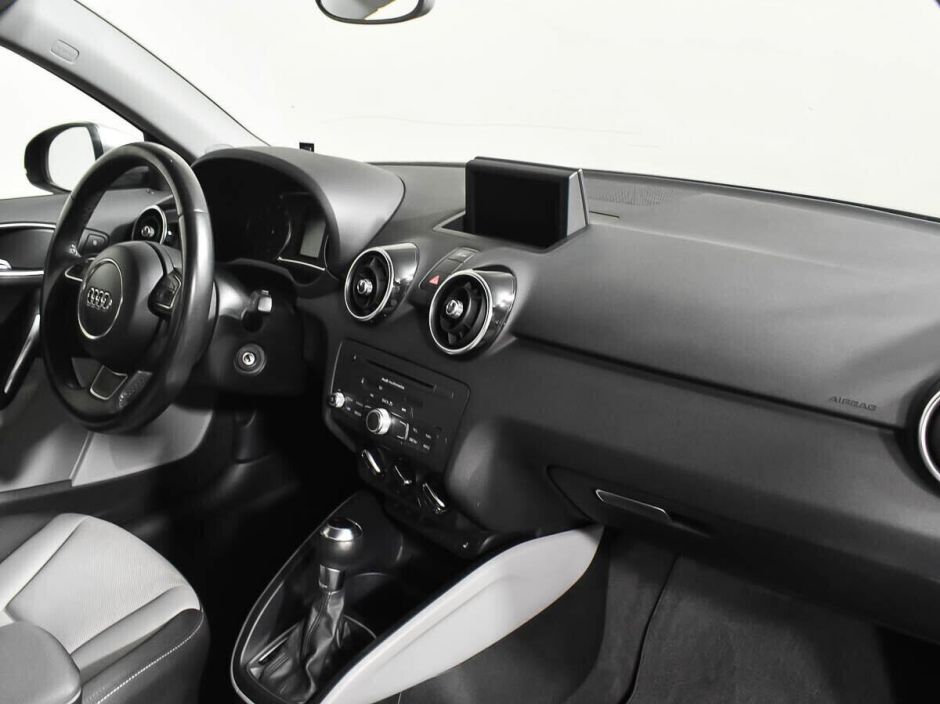 Audi A1 1.4 РКПП, 2012, 144 000 км фото 10