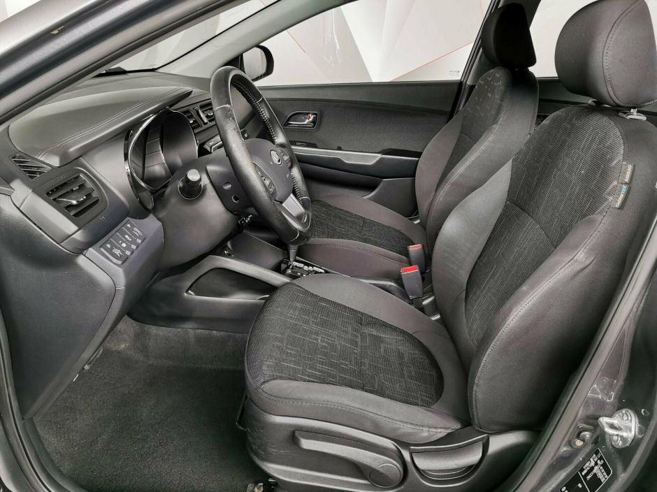 Kia Rio 1.6 АКПП, 2013, 121 000 км фото 5