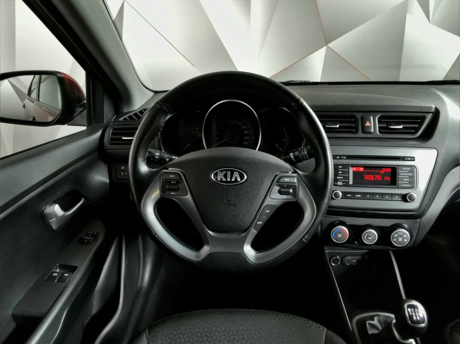 Kia Rio 1.4 МКПП, 2016, 89 000 км фото 8