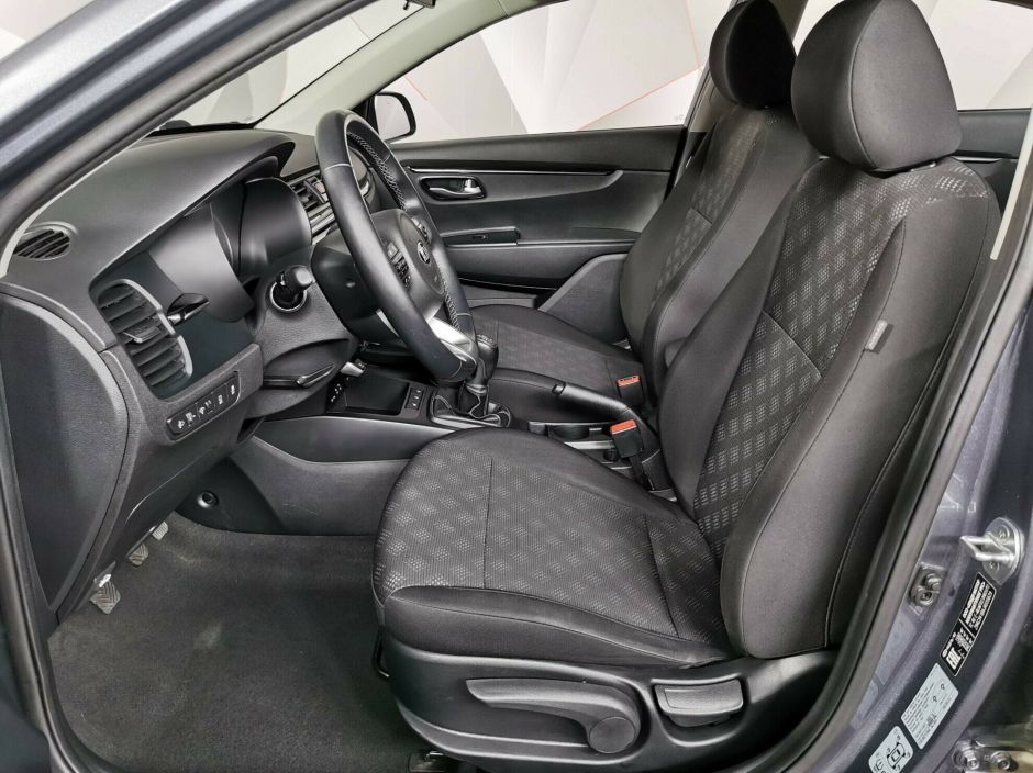 Kia Rio 1.6 МКПП, 2019, 58 000 км фото 9