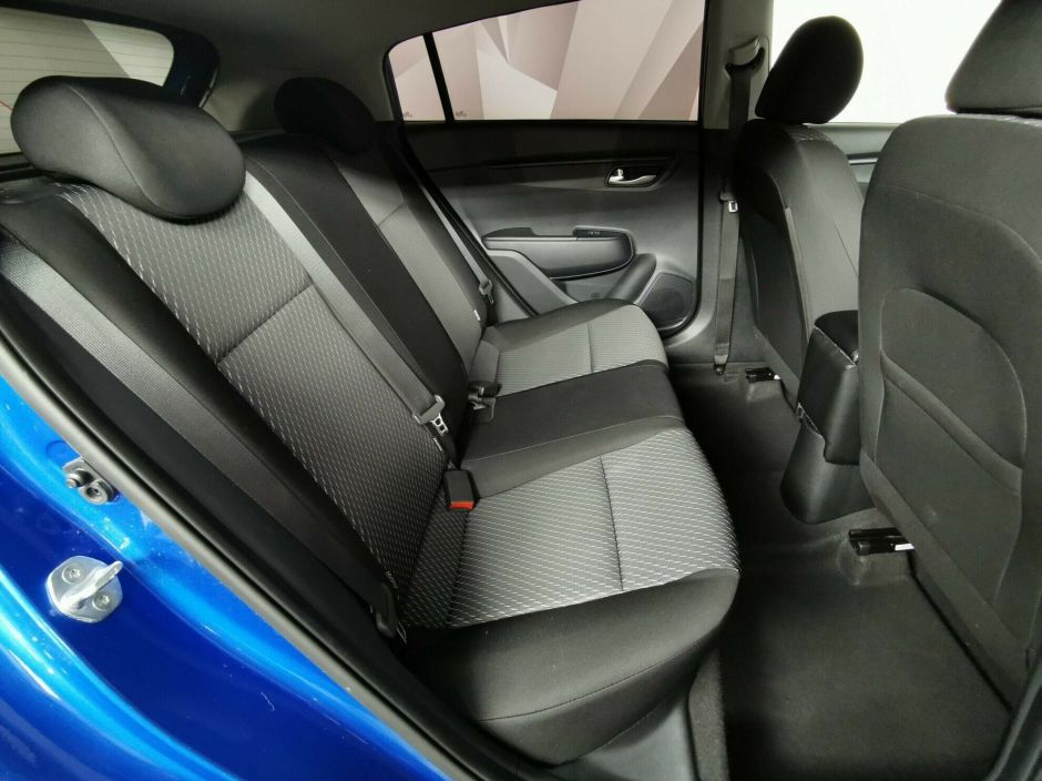 Kia Rio 1.6 АКПП, 2018, 60 000 км фото 7