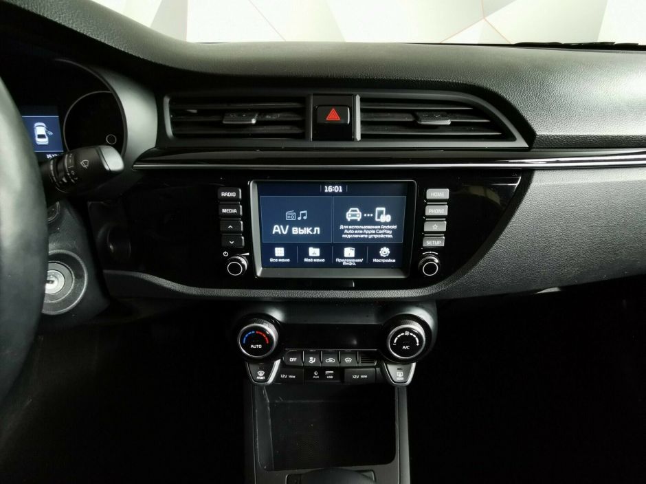 Kia Rio 1.6 АКПП, 2017, 79 000 км фото 10