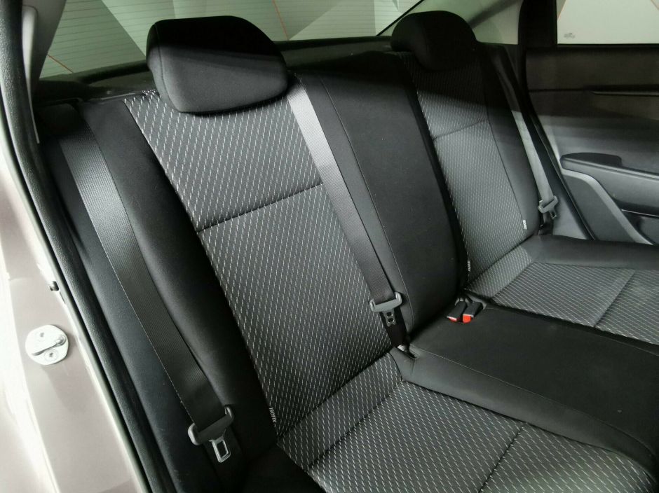 Kia Rio 1.6 АКПП, 2018, 74 000 км фото 12