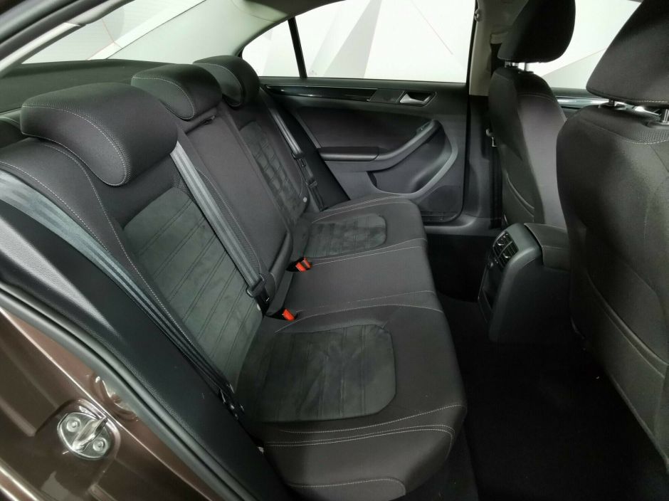 Volkswagen Jetta 1.4 РКПП, 2018, 59 000 км фото 10