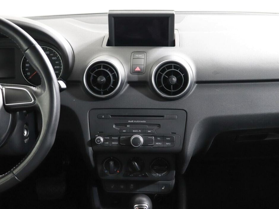 Audi A1 1.4 РКПП, 2014, 112 000 км фото 7