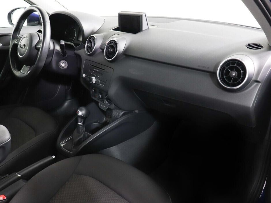 Audi A1 1.4 РКПП, 2014, 112 000 км фото 8