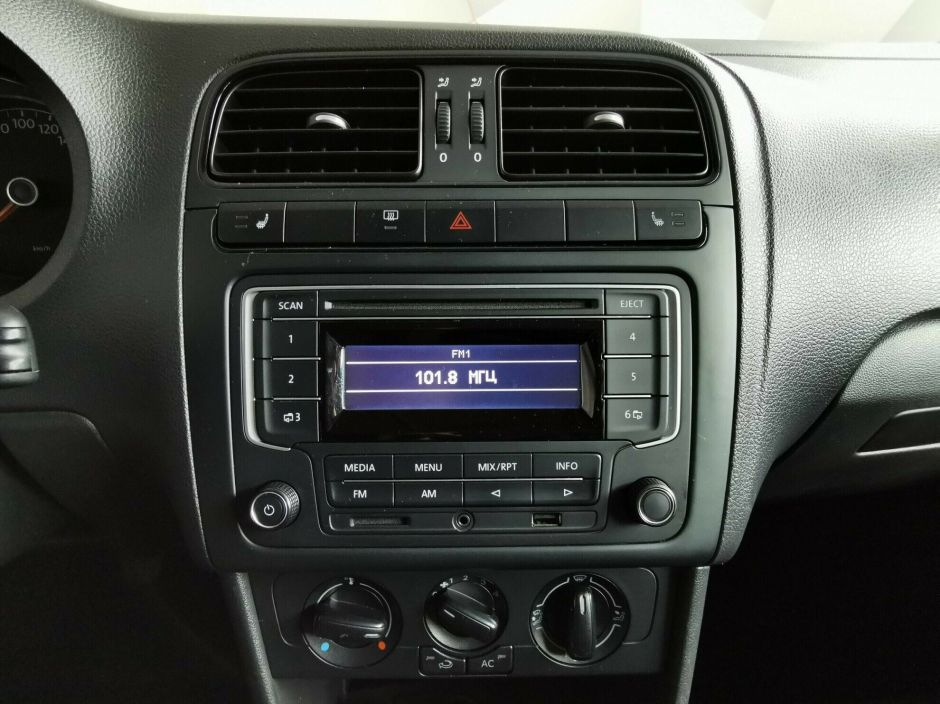 Volkswagen Polo 1.6 МКПП, 2013, 130 000 км фото 8