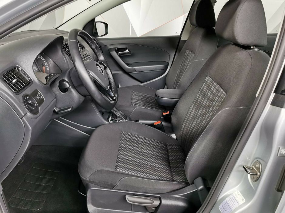 Volkswagen Polo 1.6 АКПП, 2017, 77 000 км фото 10