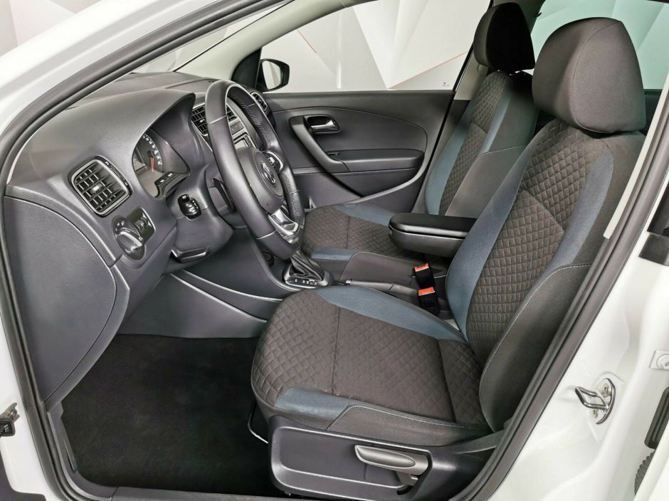 Volkswagen Polo 1.6 АКПП, 2016, 83 000 км фото 5