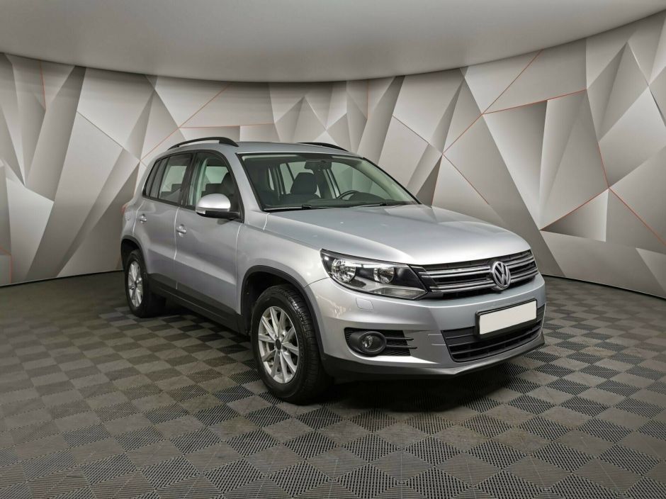 Volkswagen Tiguan 1.4 МКПП, 2012, 136 000 км фото 3