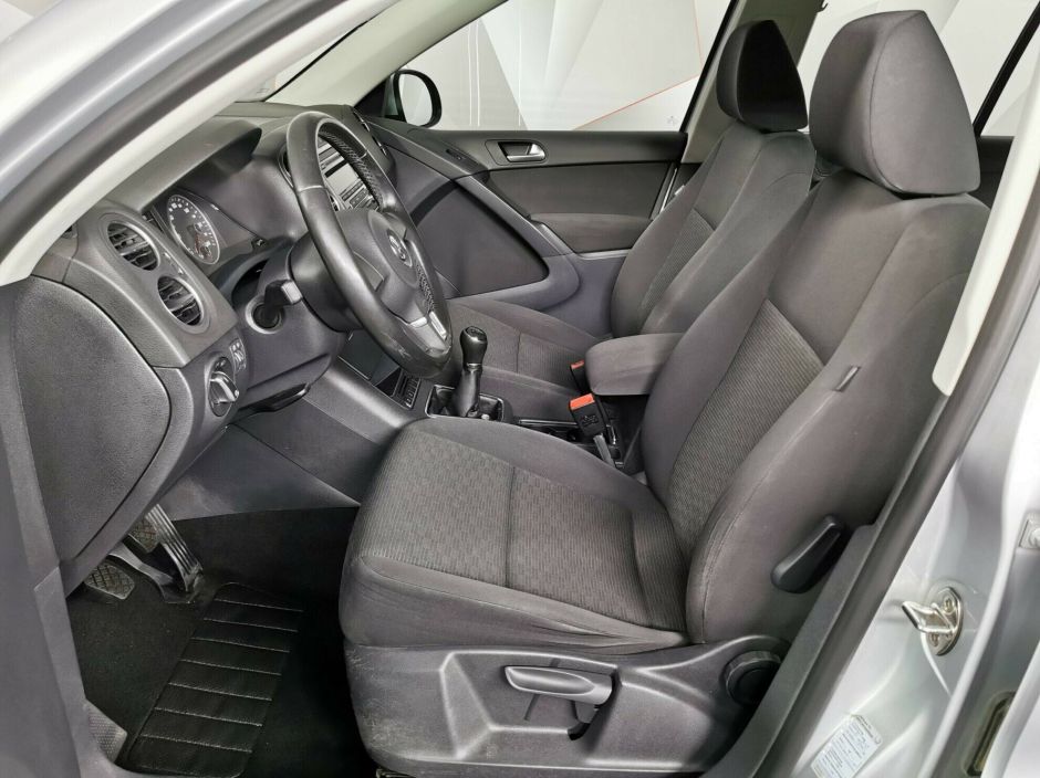Volkswagen Tiguan 1.4 МКПП, 2012, 136 000 км фото 5