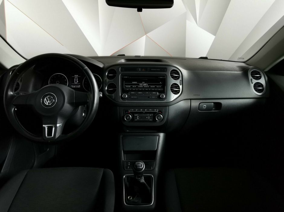 Volkswagen Tiguan 1.4 МКПП, 2012, 136 000 км фото 7