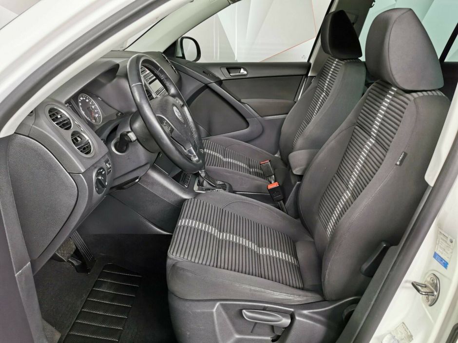 Volkswagen Tiguan 2.0 АКПП, 2011, 156 000 км фото 5