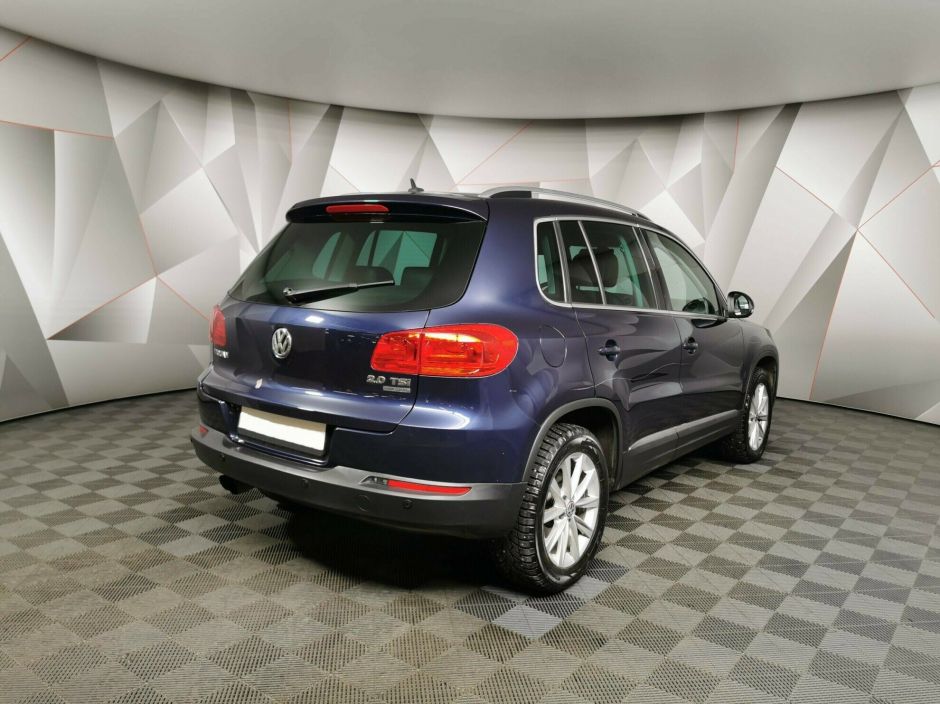 Volkswagen Tiguan 2.0 АКПП, 2012, 133 000 км фото 2