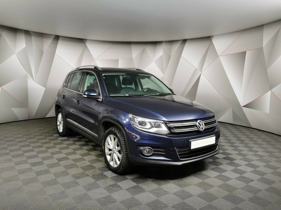 Volkswagen Tiguan 2.0 АКПП, 2012, 133 000 км фото 3