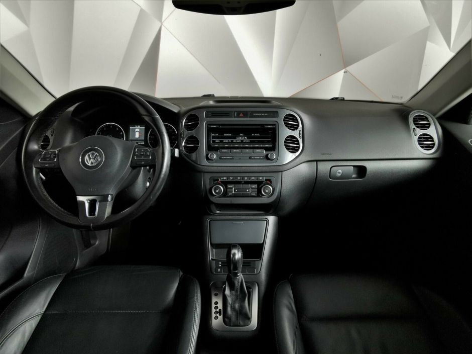 Volkswagen Tiguan 2.0 АКПП, 2012, 133 000 км фото 7