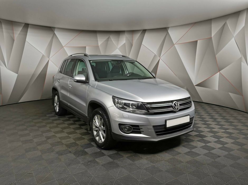 Volkswagen Tiguan 2.0 АКПП, 2013, 119 000 км фото 3