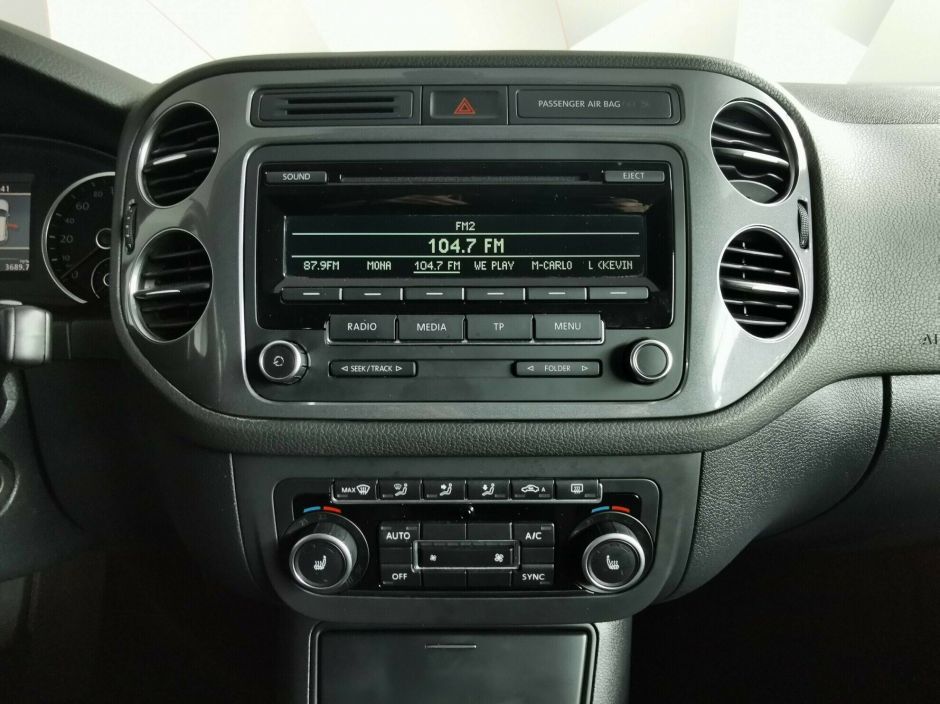 Volkswagen Tiguan 2.0 АКПП, 2013, 119 000 км фото 9