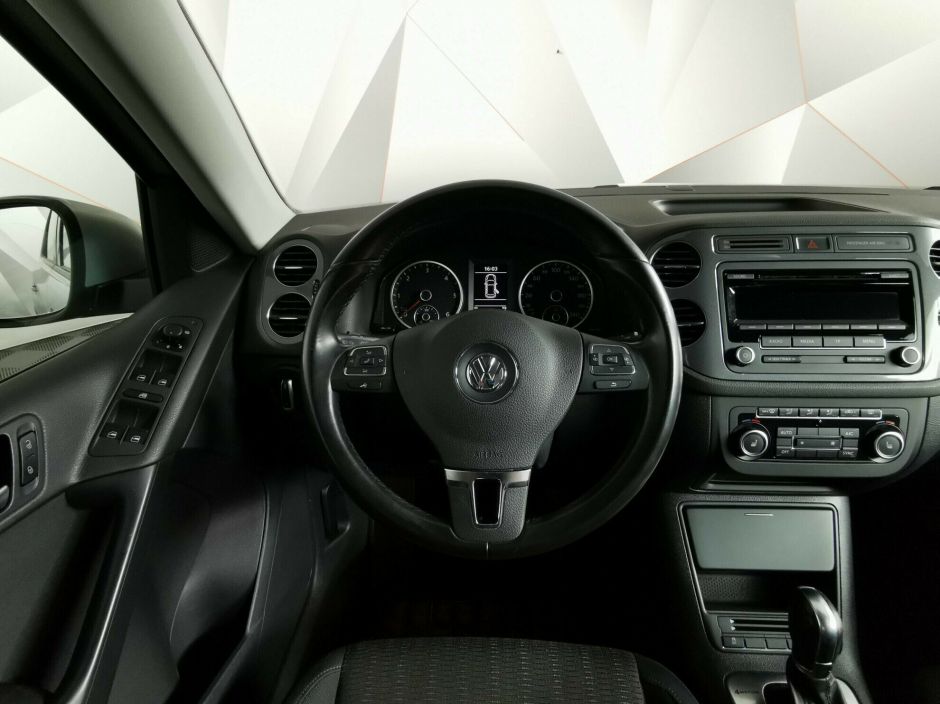 Volkswagen Tiguan 2.0 АКПП, 2013, 133 000 км фото 6