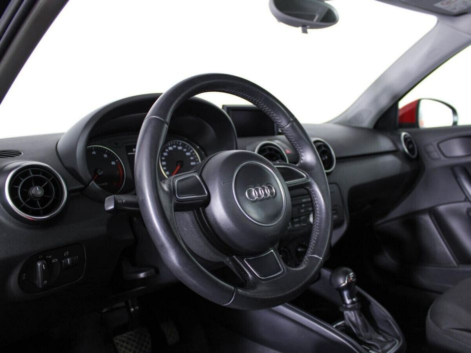 Audi A1 1.4 РКПП, 2014, 116 000 км фото 5