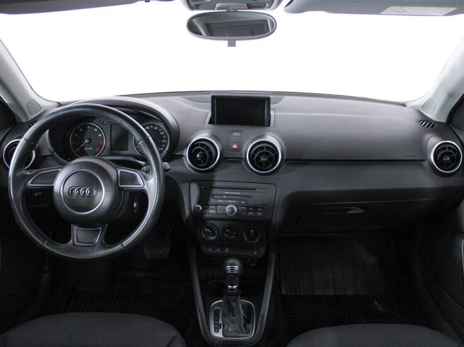 Audi A1 1.4 РКПП, 2014, 116 000 км фото 6