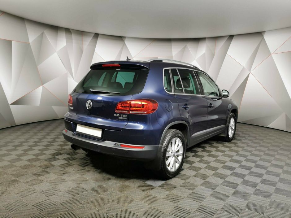 Volkswagen Tiguan 2.0 АКПП, 2015, 102 000 км фото 2