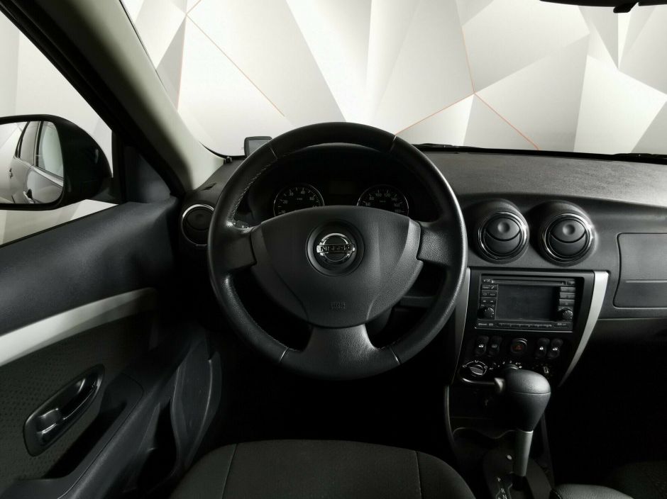 Nissan Almera 1.6 АКПП, 2015, 96 000 км фото 5