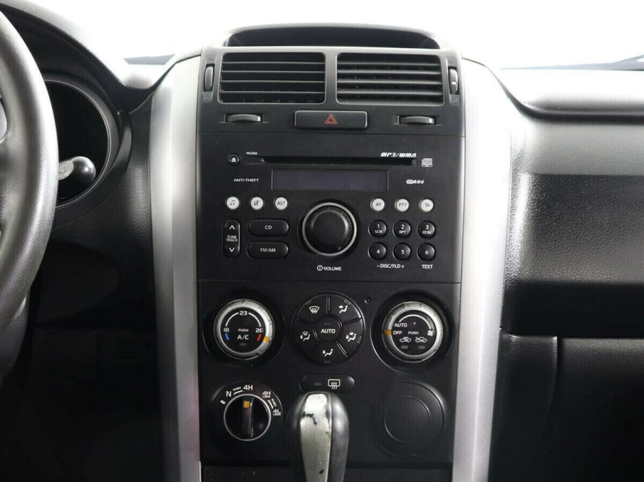 Suzuki Grand Vitara 2.0 АКПП, 2007, 196 000 км фото 5
