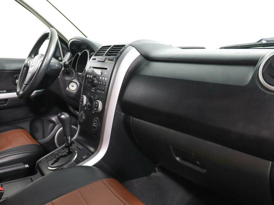 Suzuki Grand Vitara 2.4 АКПП, 2011, 145 000 км фото 8
