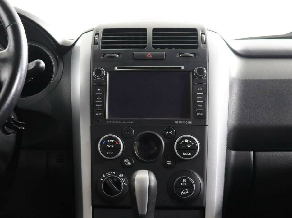 Suzuki Grand Vitara 2.4 АКПП, 2011, 144 000 км фото 7