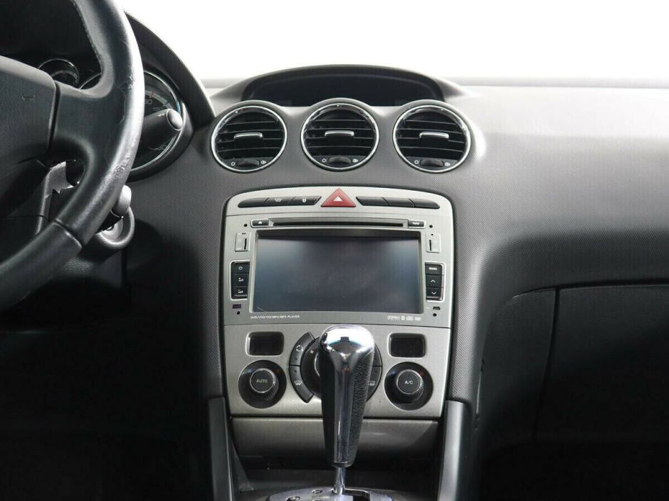 Peugeot 408 1.6 АКПП, 2015, 100 000 км фото 7