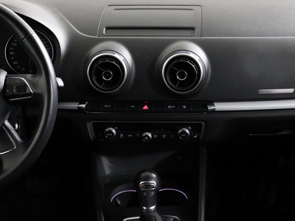 Audi A3 1.4 РКПП, 2016, 95 000 км фото 7