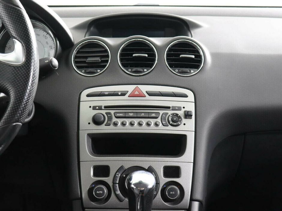 Peugeot 408 1.6 АКПП, 2012, 134 000 км фото 8