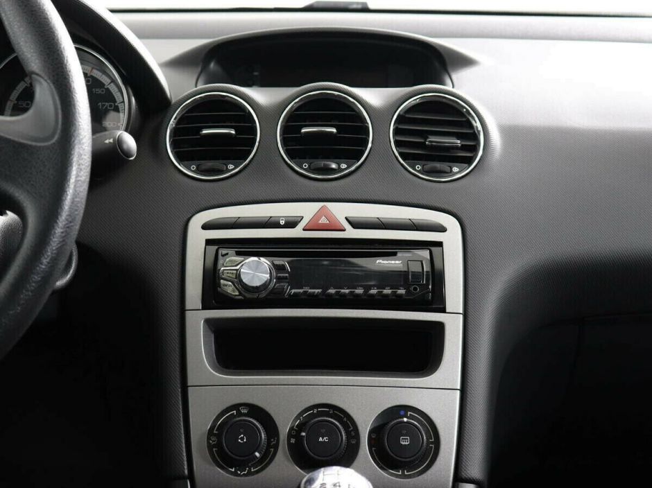 Peugeot 408 1.6 МКПП, 2013, 121 000 км фото 9