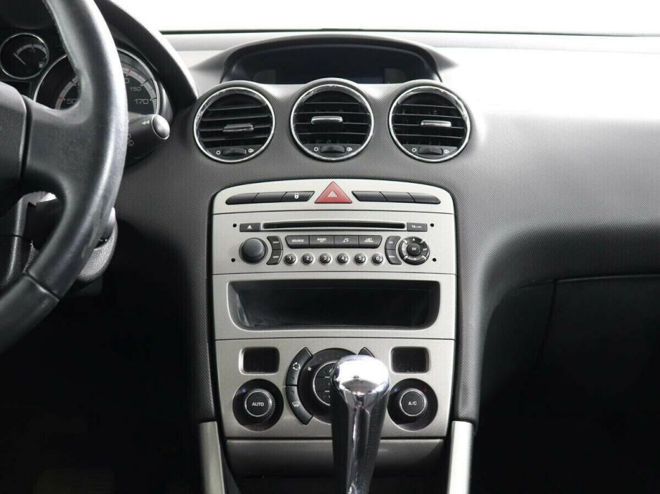 Peugeot 308 1.6 АКПП, 2013, 119 000 км фото 8