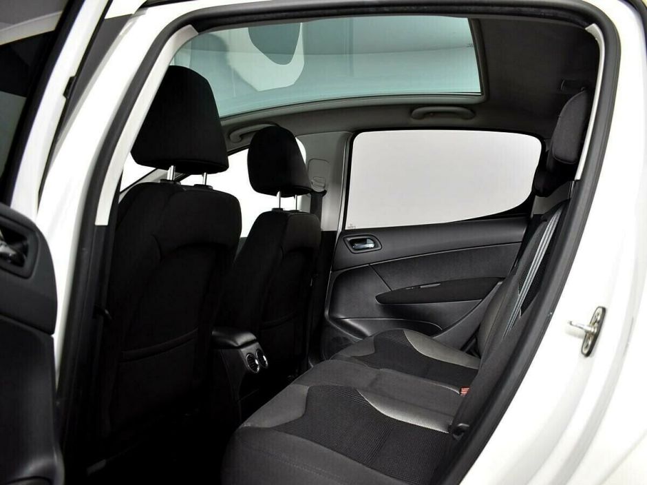 Peugeot 308 1.6 АКПП, 2011, 147 000 км фото 7