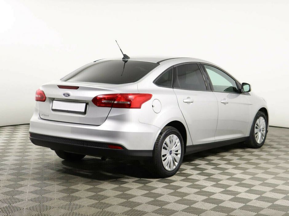Ford Focus 1.6 РКПП, 2016, 88 000 км фото 2